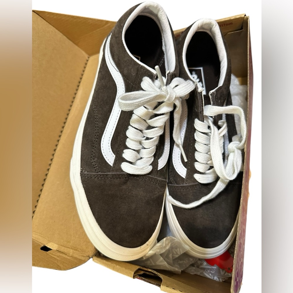 NIB RARE Vans Old Skool Brown Pig Suede Sneakers Shoes UNISEX Men 8 Women 9.5 - Picture 6 of 16